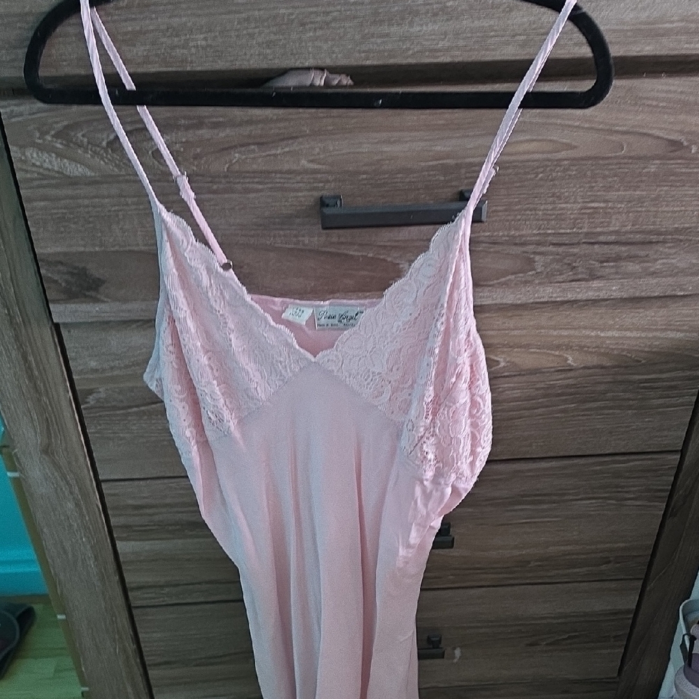 Delicate Lace-Trim Slip Chemise in Soft Pink